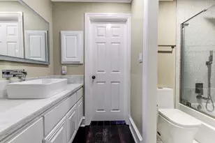 1917 Lakecliff Hills Ln, Austin, TX 78732 - Photo 18