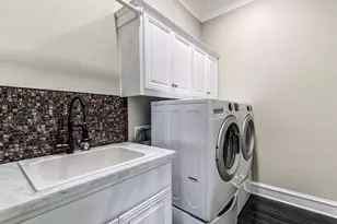 1917 Lakecliff Hills Ln, Austin, TX 78732 - Photo 14