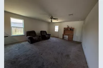 124 Niven Path, Jarrell, TX 76537 - Photo 4