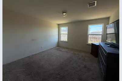 124 Niven Path, Jarrell, TX 76537 - Photo 6
