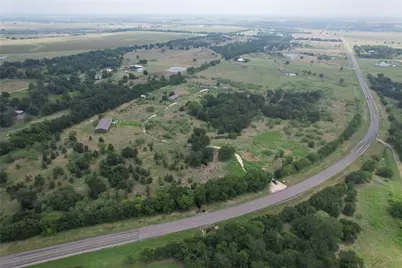 240 Cummings Road, Thorndale, TX 76577 - Photo 12