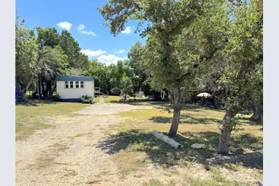1139 Hidden Fawn, Canyon Lake, TX 78133 - Photo 2