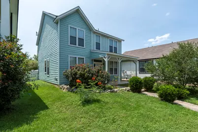 423 Wetzel, Kyle, TX 78640 - Photo 2
