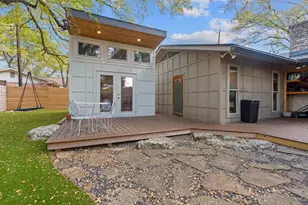 12904 Trailwood Rd, Austin, TX 78727 - Photo 30