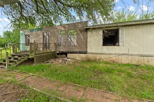 205 Skycrest Dr, Martindale, TX 78655 - Photo 2