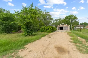 205 Skycrest Dr, Martindale, TX 78655 - Photo 8
