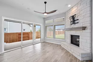 8316 Looksee Ln, Austin, TX 78744 - Photo 14