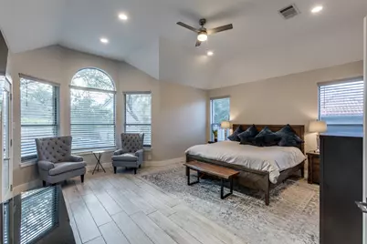6 Stillmeadow Court, The Hills, TX 78738 - Photo 12