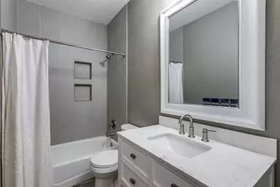 6 Stillmeadow Court, The Hills, TX 78738 - Photo 20
