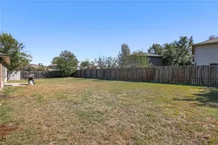 906 Brook Meadow Cove, Georgetown, TX 78626 - Photo 32
