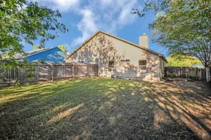 305 Regatta Ct, Lakeway, TX 78734 - Photo 18