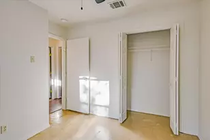 305 Regatta Ct, Lakeway, TX 78734 - Photo 14