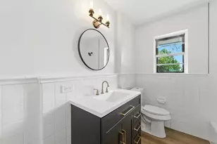 8520 Bradford Dr, Austin, TX 78758 - Photo 24