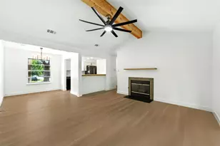 8520 Bradford Dr, Austin, TX 78758 - Photo 4