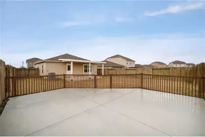 112 Millers Loop, Jarrell, TX 76537 - Photo 24