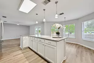 8139 Evadean Cir, Austin, TX 78745 - Photo 12