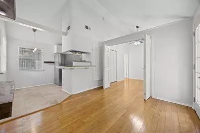 1110 W 22nd Street #12, Austin, TX 78705 - Photo 12