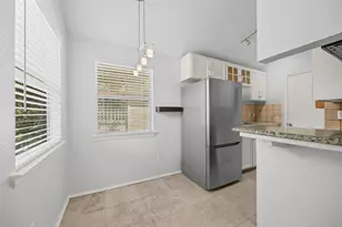 1110 W 22nd St, Austin, TX 78705 - Photo 10