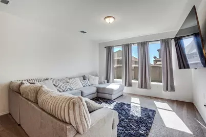 211 Pitkin Drive, Lockhart, TX 78644 - Photo 2