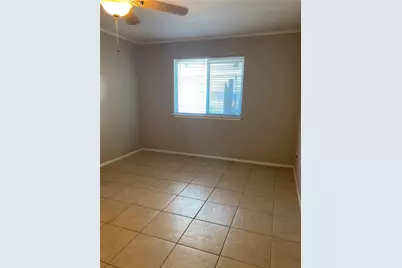 11915 Rosethorn Drive, Austin, TX 78758 - Photo 10