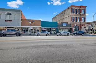 202 N Main Street N, Taylor, TX 76574 - Photo 1