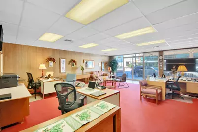 202 N Main Street N, Taylor, TX 76574 - Photo 6