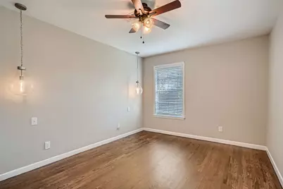 210 College Street, Round Rock, TX 78664 - Photo 12