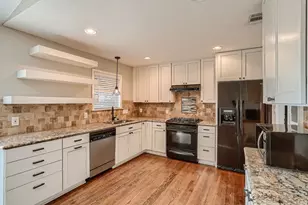 210 College St, Round Rock, TX 78664 - Photo 4