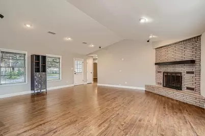 210 College Street, Round Rock, TX 78664 - Photo 10