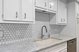 5604 Woodrow Ave, Austin, TX 78756 - Photo 8