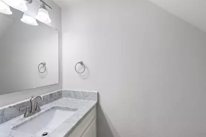 5604 Woodrow Avenue #4, Austin, TX 78756 - Photo 12