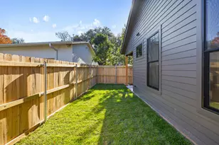 1519 Villanova Dr, Austin, TX 78757 - Photo 30