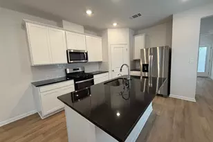 [Address not provided], Hutto, TX 78634 - Photo 8