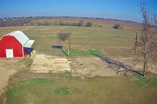 601 Co Rd 497, Taylor, TX 76574 - Photo 1