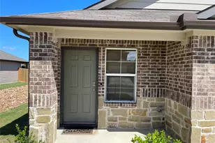 125 Calgary Ln, San Marcos, TX 78666 - Photo 4