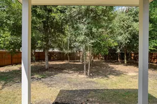 134 Pohakuloa Dr, Bastrop, TX 78602 - Photo 24