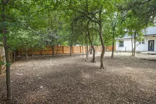 134 Pohakuloa Dr, Bastrop, TX 78602 - Photo 28