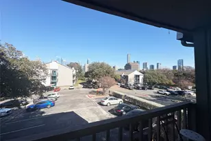 620 S 1st St, Austin, TX 78704 - Photo 30