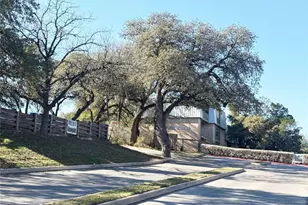 620 S 1st St, Austin, TX 78704 - Photo 6