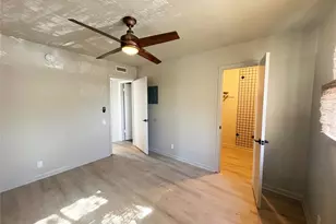 620 S 1st St, Austin, TX 78704 - Photo 18