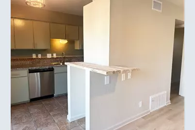 620 S 1st Street #201, Austin, TX 78704 - Photo 12