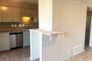 620 S 1st St, Austin, TX 78704 - Photo 8