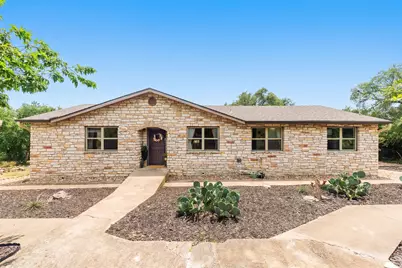 30 Pecan 2, Florence, TX 76527 - Photo 4
