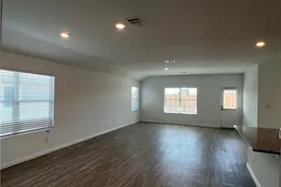 2952 Whinchat, New Braunfels, TX 78130 - Photo 4