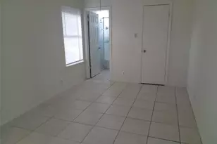 1227 Armadillo Rd, Austin, TX 78745 - Photo 10