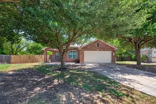 315 Waterlily Way, Hutto, TX 78634 - Photo 2
