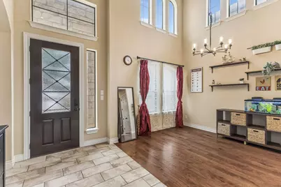 205 E Adelanta Place, Round Rock, TX 78681 - Photo 10