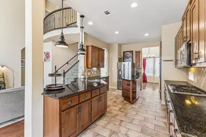 205 E Adelanta Place, Round Rock, TX 78681 - Photo 14