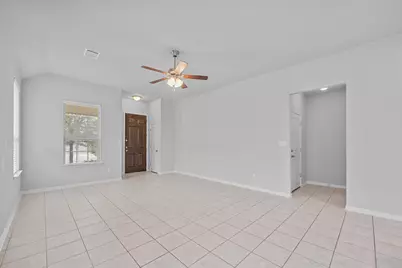 913 Centerra Hills Circle, Round Rock, TX 78665 - Photo 8