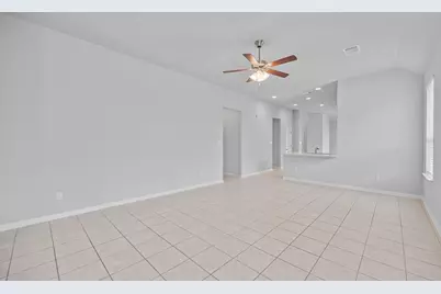 913 Centerra Hills Circle, Round Rock, TX 78665 - Photo 10